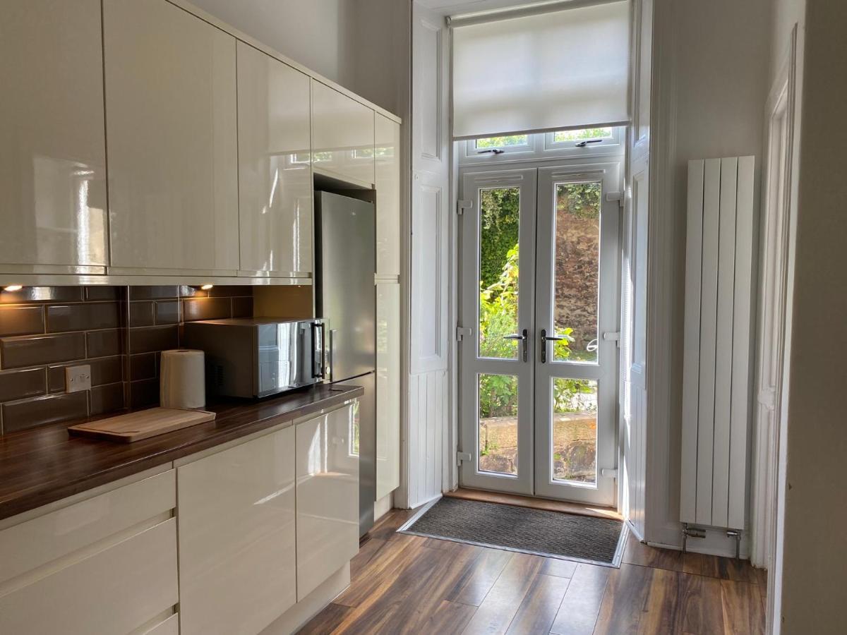 Lovely Main Door 2 Bed Apartment EDI Exterior foto
